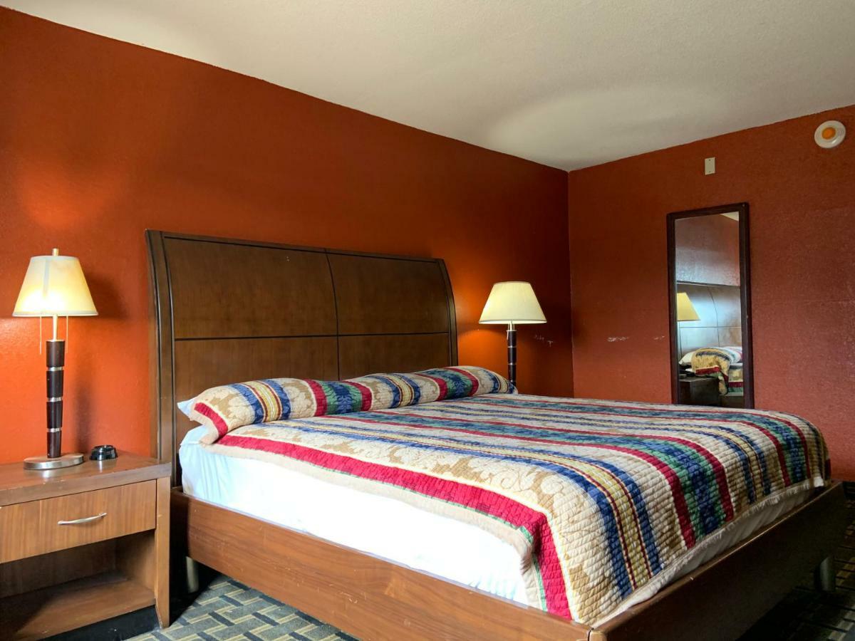 Real Value Inn Memphis Exteriör bild