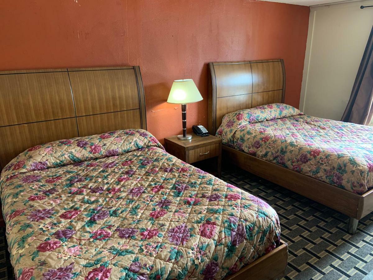 Real Value Inn Memphis Exteriör bild